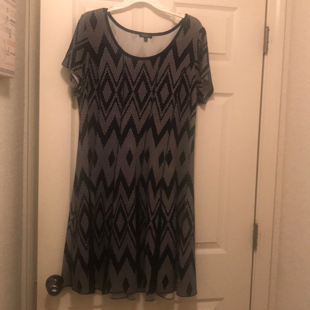 Short sleeved flare dress